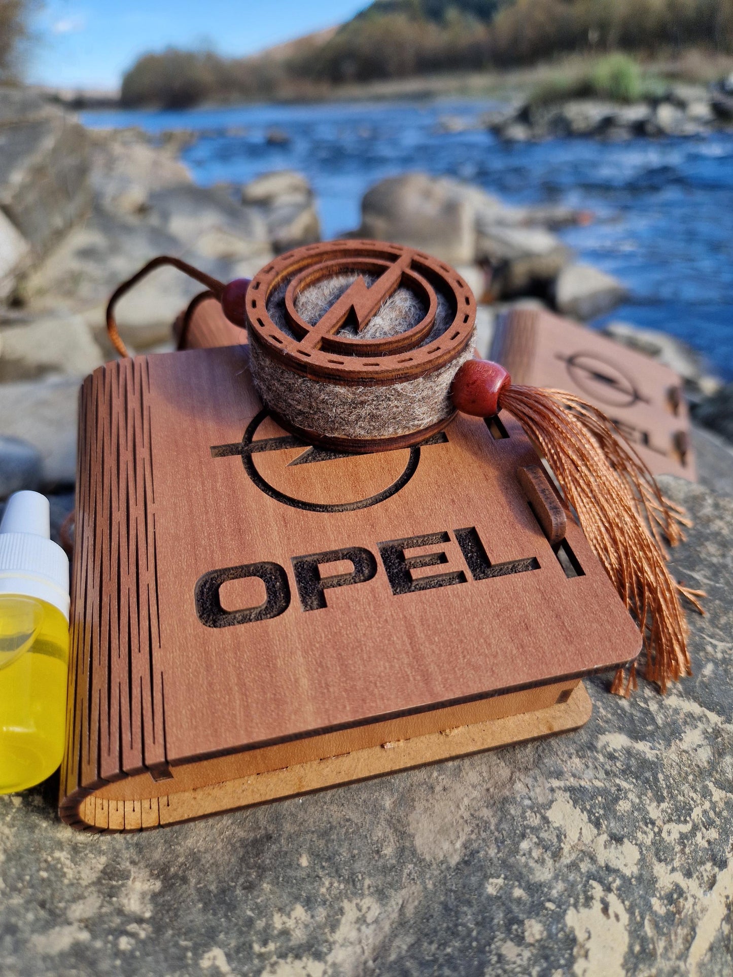 Wooden Car Diffuser with Custom Auto Emblem, 5ml Perfume Bottle, Luxury Car Air Freshener Gift