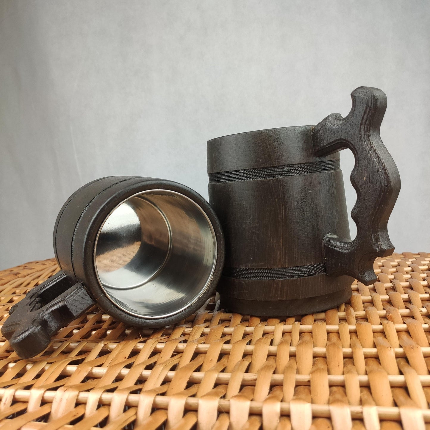 Handmade Oak Wood Beer Mug Set with Stainless Steel Liner – 600ml Rustic Wooden Tankard – Set of 2, 3, or 6 – Viking Style Gift for Him